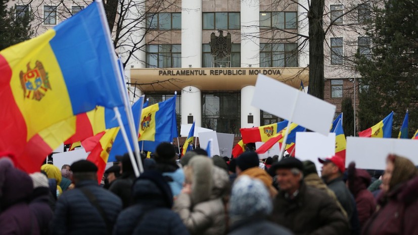 Политолог Крохин: выборы стали болезненным ударом для правящей партии Молдавии