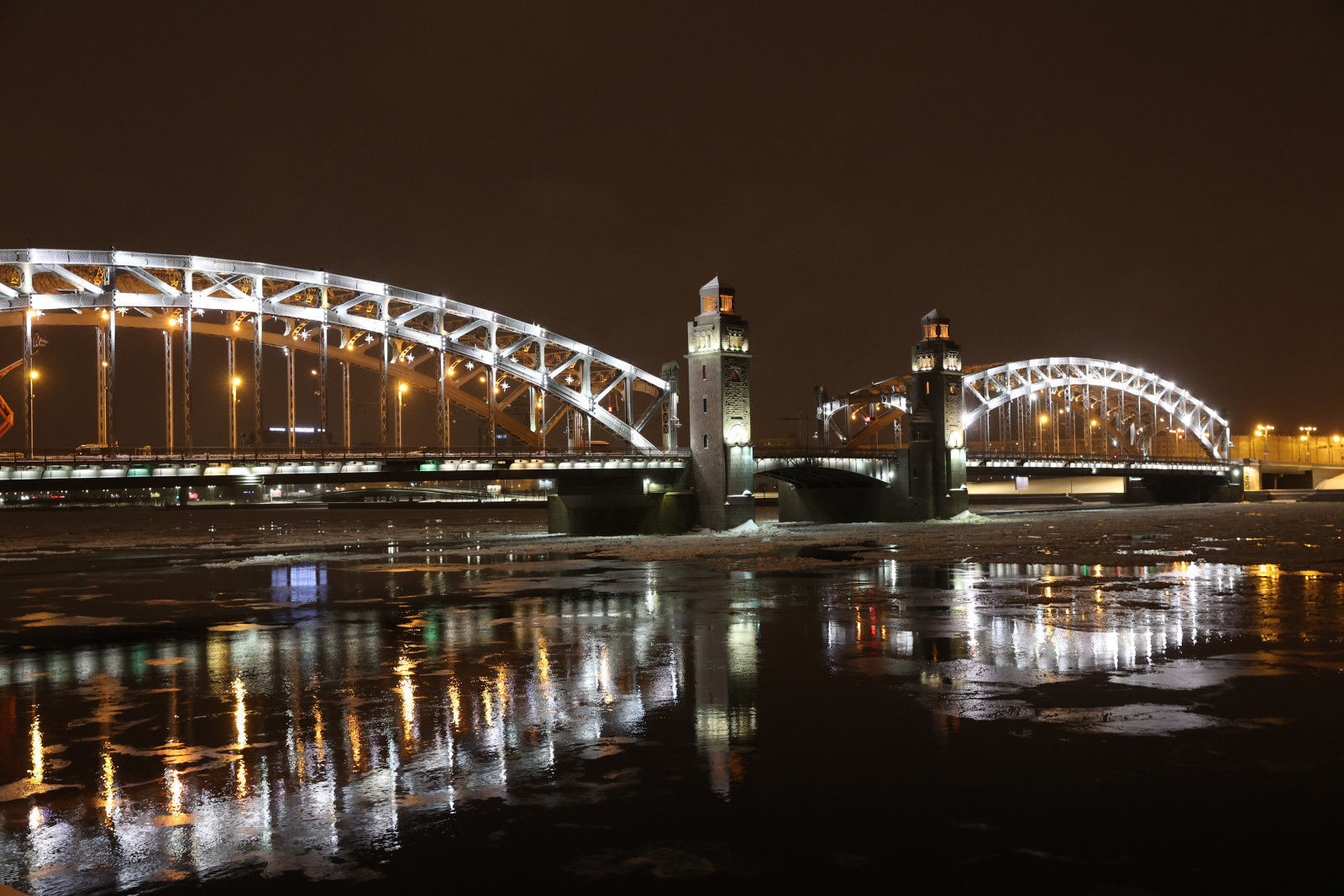 Большеохтинский мост разводка фото