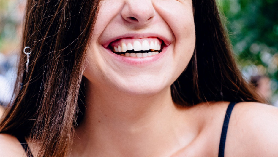 радостные дети. красивая улыбка ребенка. 02 улыбка. день улыбки. улыбка 7.