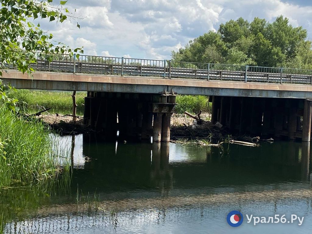 Орск урал мост. Река урал орск. Паводок мост. Мост урал орск. Орск мост через урал.