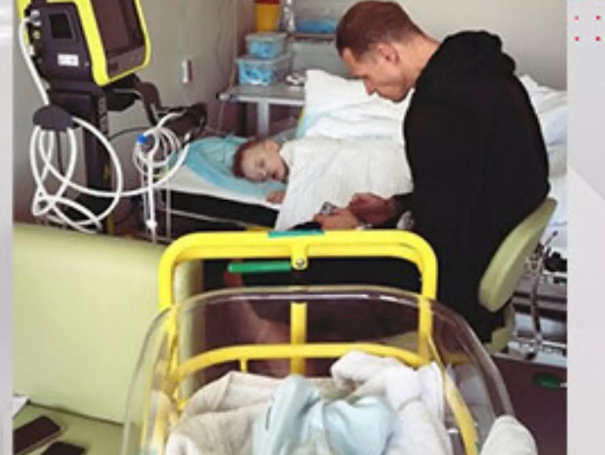 Дети Анастасии Костенко и Дмитрия Тарасова оказались в больнице