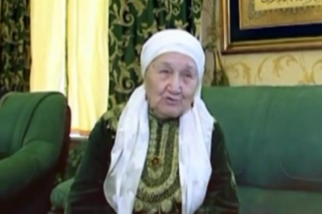 Мать Таджуддина умерла в 2018 году, отец — в 2003 году