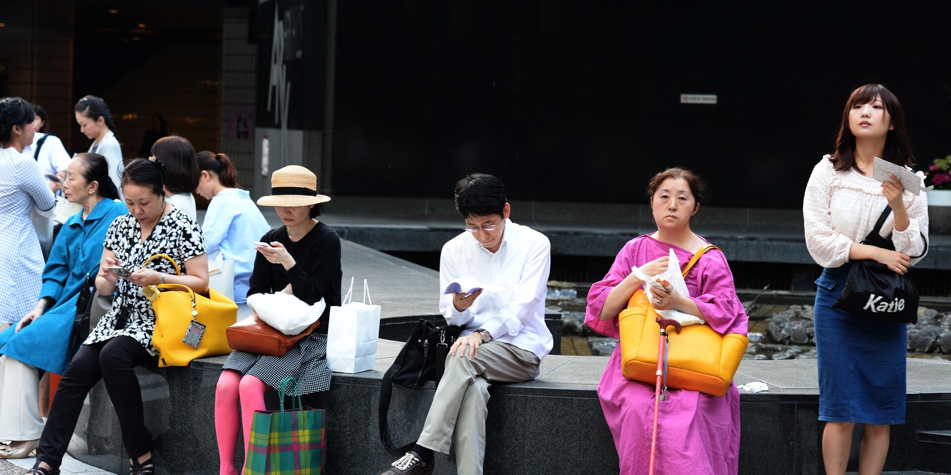 Жители Токио - ИноСМИ, 1920, 15.10.2025