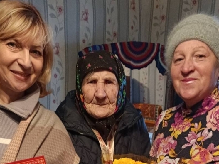 100-летний юбилей отметила нижегородский ветеран труда Анастасия Дурандина