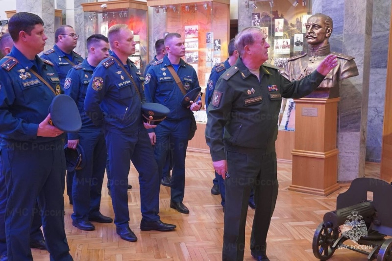 В Западном округе Москвы прошли занятия в школе оперативного мастерства