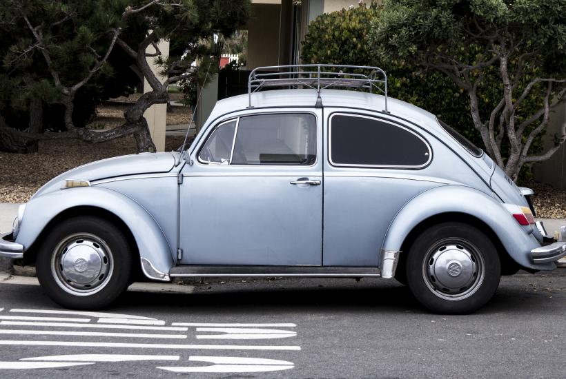Carlsbad Volkswagen Beetle (Unsplash)