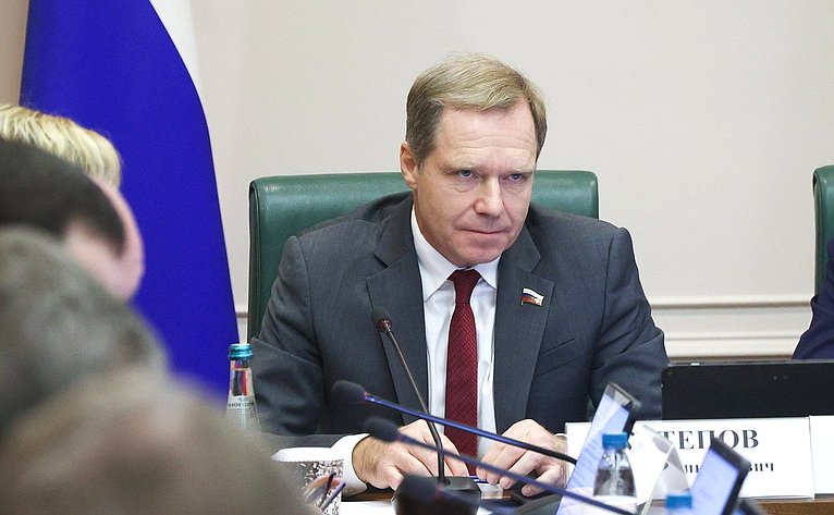 Андрей Кутепов