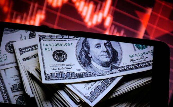 Эксперт пояснил, почему курс доллара не отражает объективной реальности