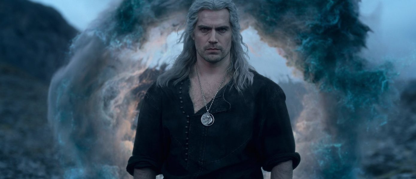 Лиам Хемсворт в стильной кожанке на фотографиях со съемок пятого сезона сериала 