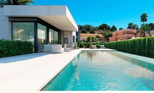 Современная одноэтажная вилла в 900 метрах от пляжа, Кальп, Испания за 950 000 €