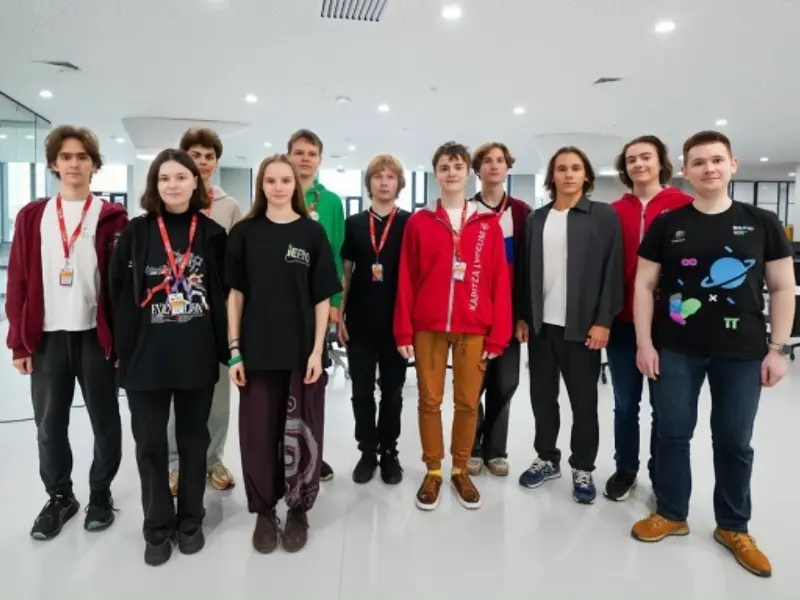 Ученик 10-го класса Специализированного учебно-научного центра Новосибирского госуниверситета Денис Скрипка стал победителем 29-й Международной астрономической олимпиады (IAO).