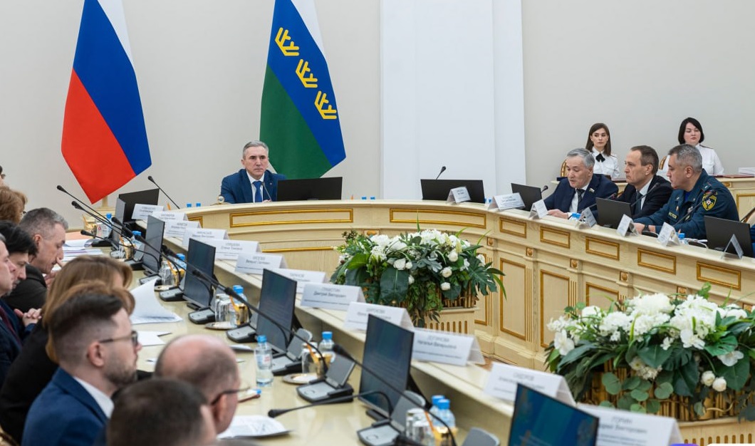  Итоги работы в сфере предупреждения и ликвидации ЧС обсудили в тюменском правительстве
