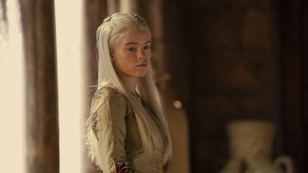 Кадр из сериала «Дом Дракона», реж. Клер Килнер, Гита Васант Пател, Мигель Сапочник / HBO
