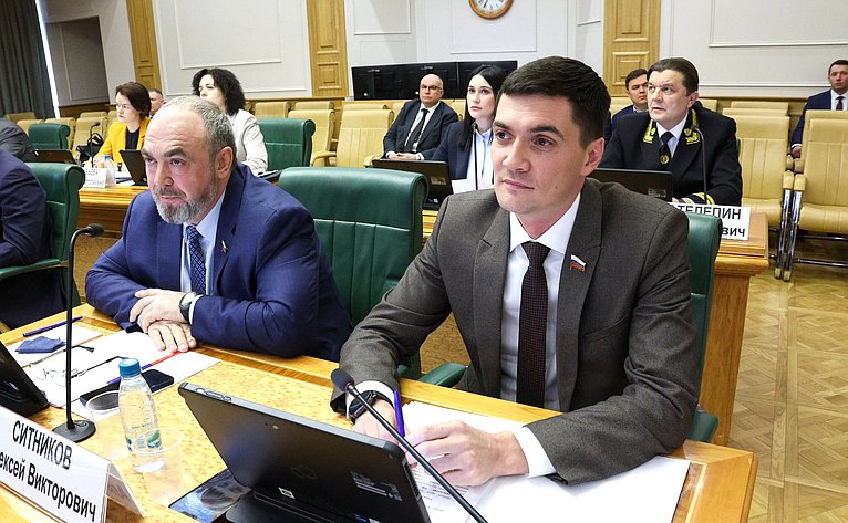 Роман Маслов
