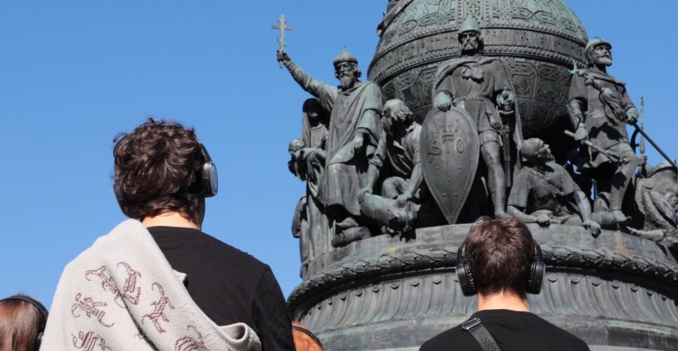 О знаменитом памятнике с пятирублёвки новгородцам и гостям расскажет уникальная иммерсивная экскурсия