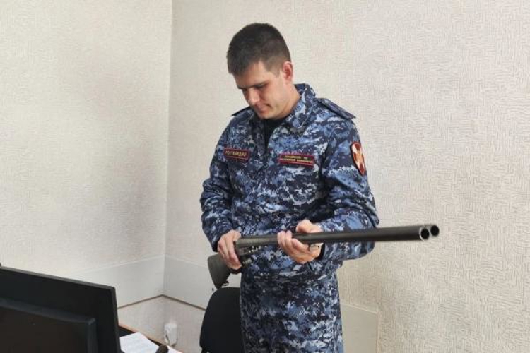 При содействии территориального управления Росгвардии более 50 единиц оружия передано жителями Мордовии в зону СВО