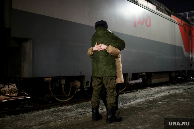 Отправка мобилизованных. Тюмень, военные, военнослужащий, мобилизация, мобилизованные, мобилизованный