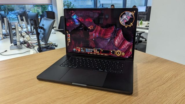MacBook Pro 16