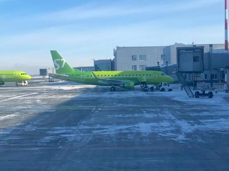 Авиакомпания S7 («Сибирь») снова поймана на овербукинге, а также нарушении правил перевозки детей, сообщило управление судебного департамента Новосибирской области.