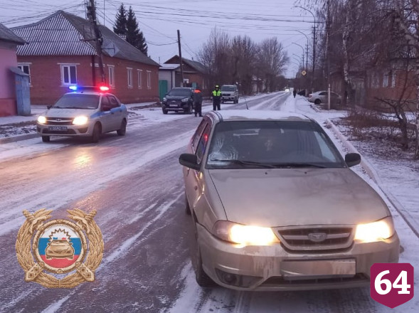 В Саратовской области за 5 минут сбили двоих детей