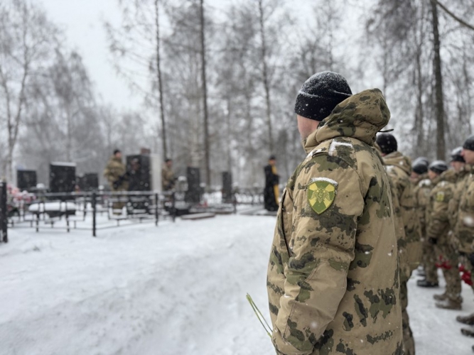 Ярославские росгвардейцы почтили память коллег, павших при исполнении служебного долга