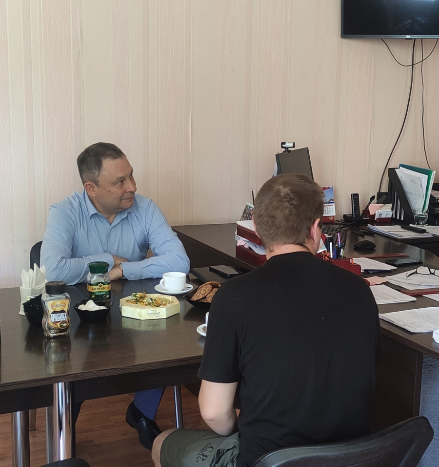 Служба по контракту