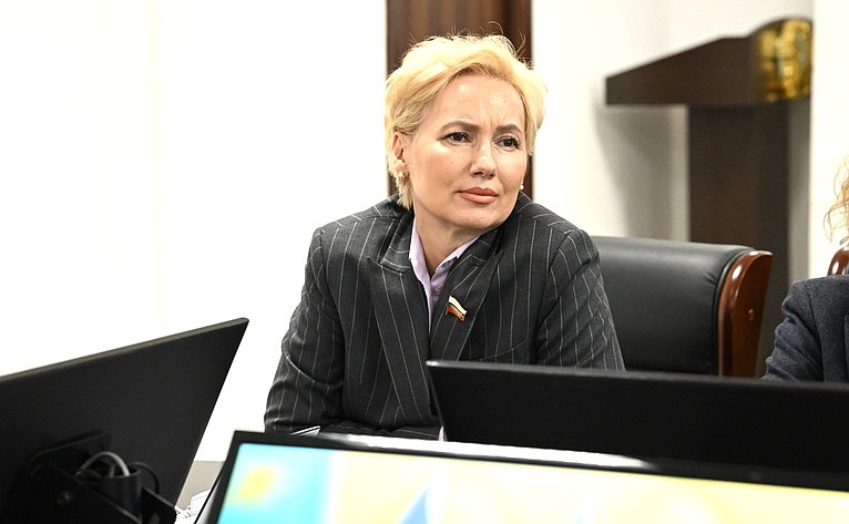 Татьяна Сахарова