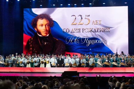 В Государственном Кремлевском Дворце состоялся фестиваль Всероссийского оркестра национальных инструментов народов России