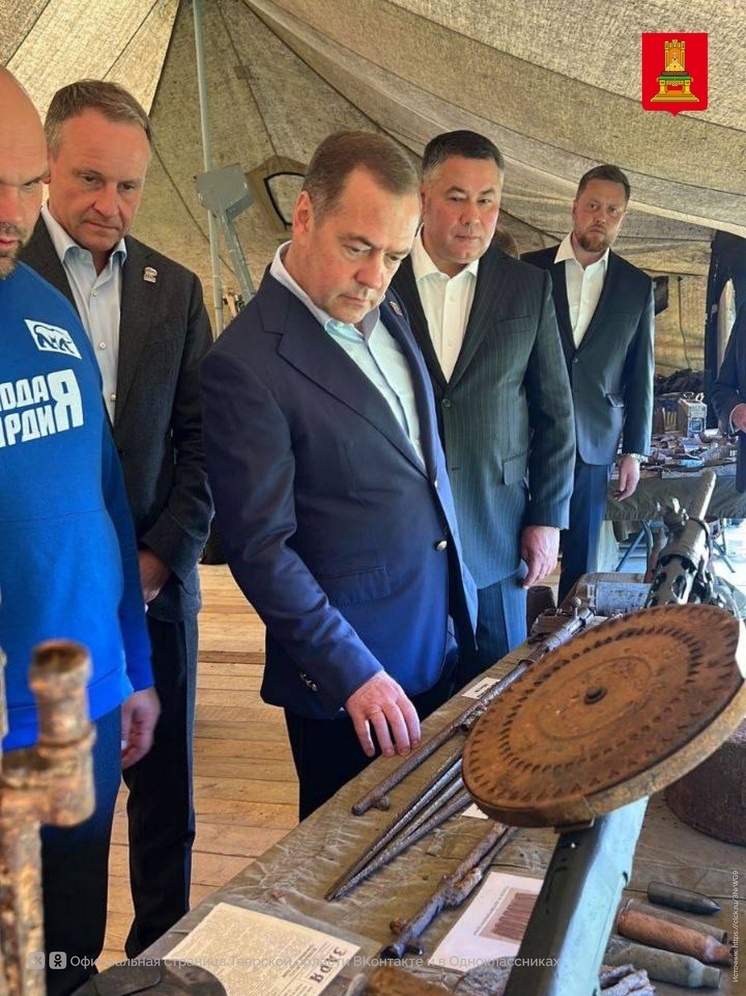 Что мы празднуем 3 сентября и почему к Ржевскому мемориалу приехали Дмитрий Медведев и Владимир Мединский