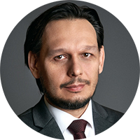 Отставки и назначения