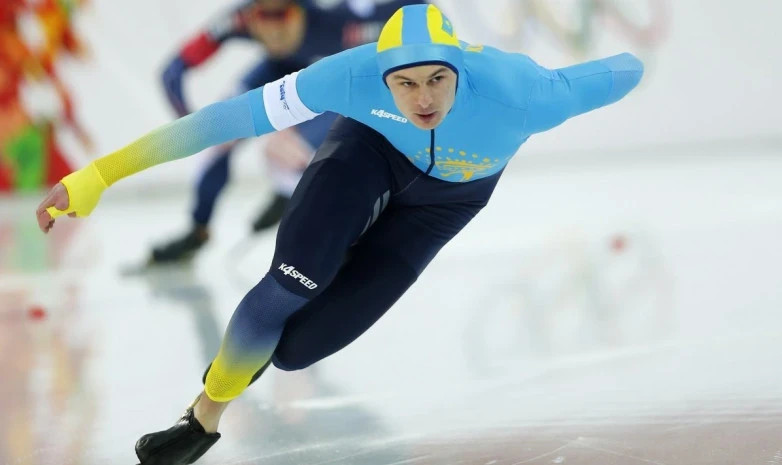 Казахстанский конькобежец стал последним на дистанции 5000 метров на ЧМ в Херенвене