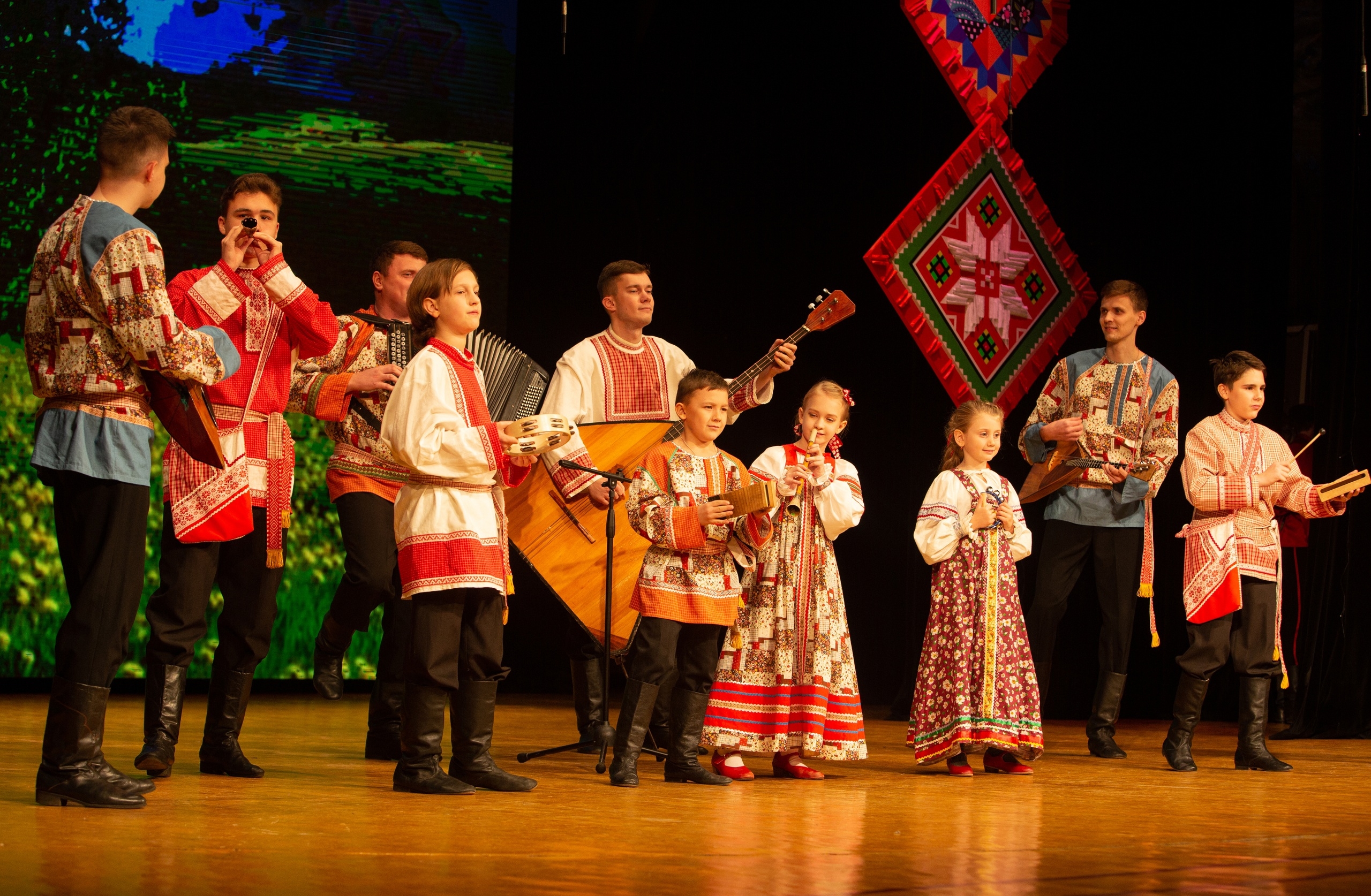 Народное искусство. Народный конкурс фестиваль. Народный конкурс фестиваль. Народный конкурс фестиваль. Конкурс воскресенские вензеля.