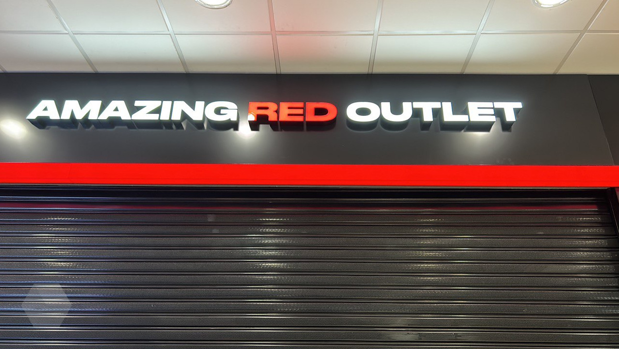 В июле откроются спортивные магазины Amazing Red с товарами Puma, Nike, Reebok и не только