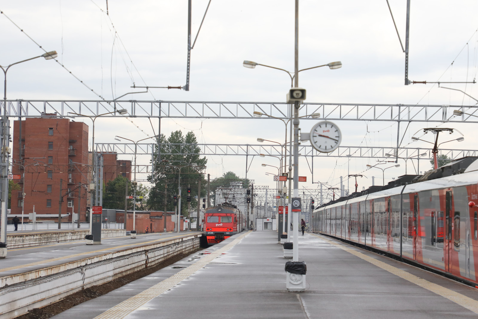 приморское шоссе пробки. в сторону сестрорецка. парк дубкисестрорецка. питерская осень в сестрорецке. сестрорецк ул угольная.