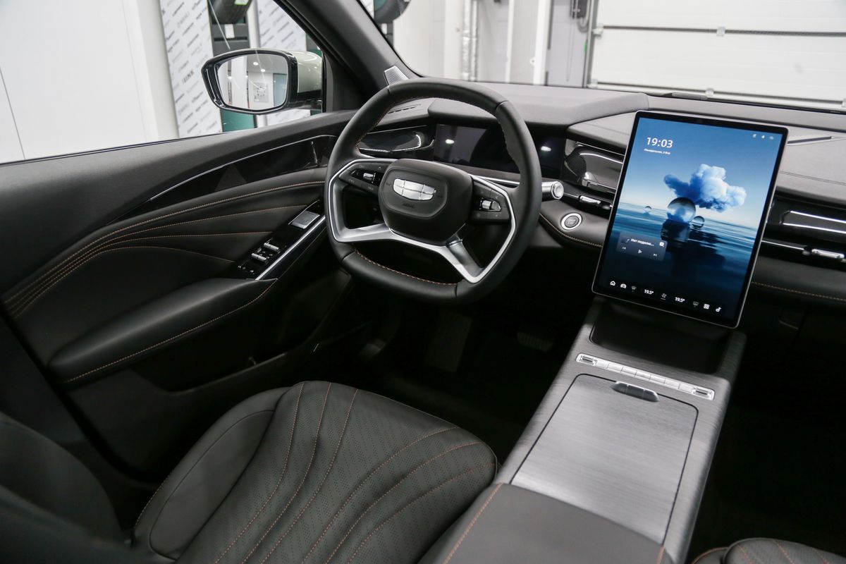 Премиальный седан с большой выгодой на Камайской, 3!