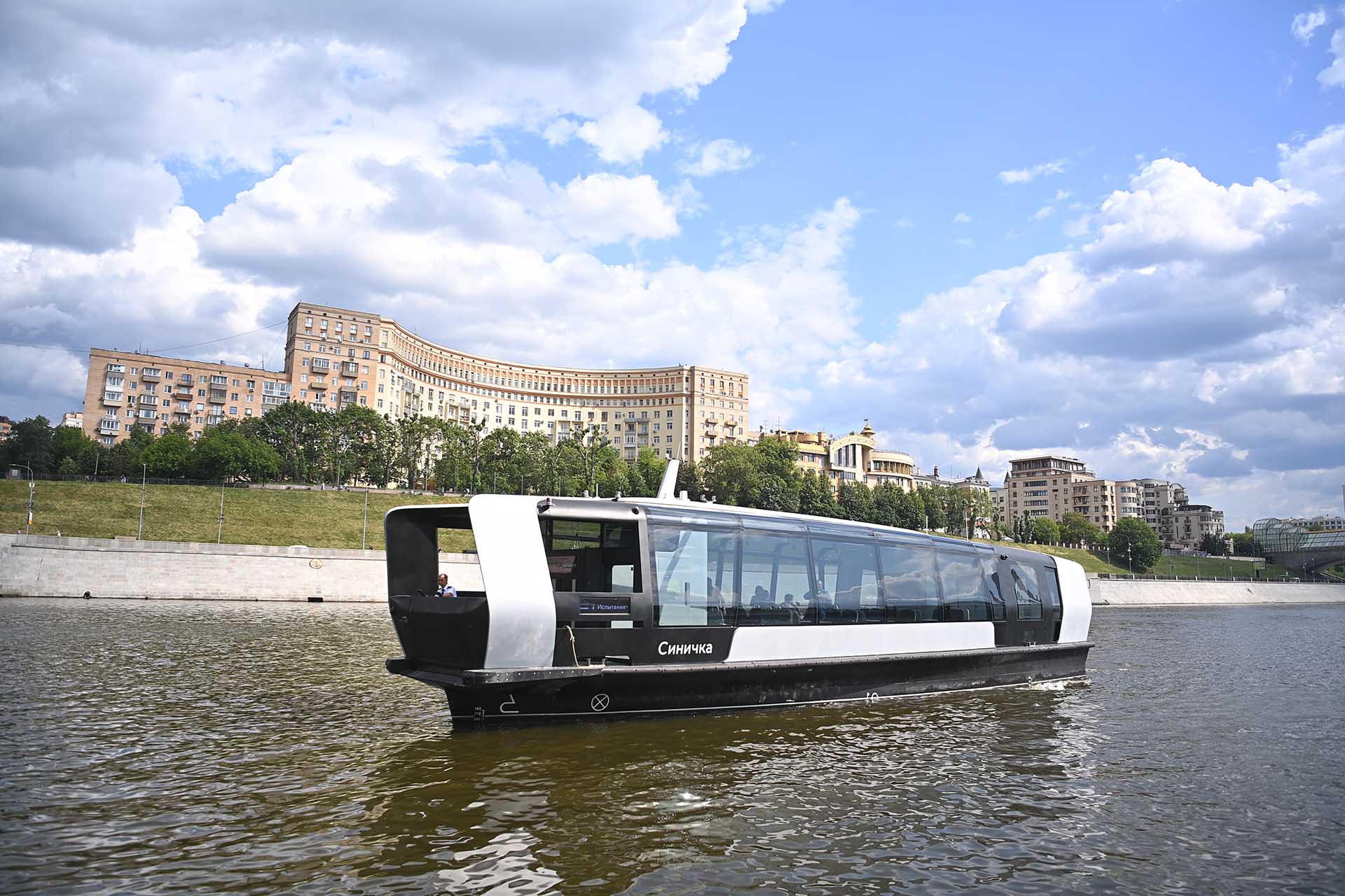 москва на реке москва