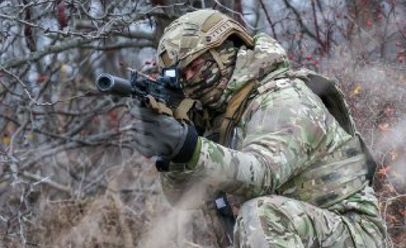 Кто может заключить контракт на военную службу