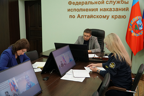 Уполномоченный по правам человека провел прием осужденных и подследственных, содержащихся в учреждениях УФСИН России по Алтайскому краю
