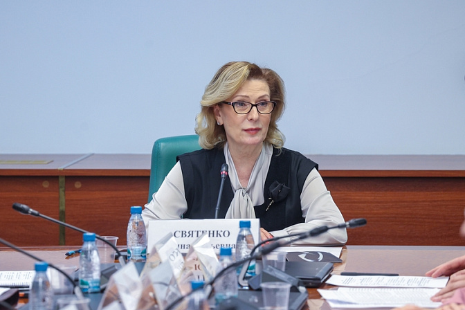 сенатор рф слен совета федерации инна святенко
