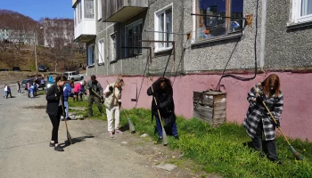 Жители города прибрались в районе Завойко в Петропавловске-Камчатском