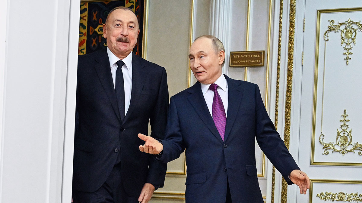 Президент Азербайджана Ильхам Алиев и президент РФ Владимир Путин в Таджикистане