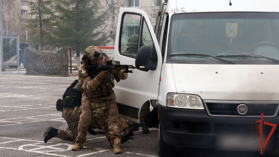 Хабаровский ОМОН «Тигр» отмечает 32-ю годовщину со дня образования