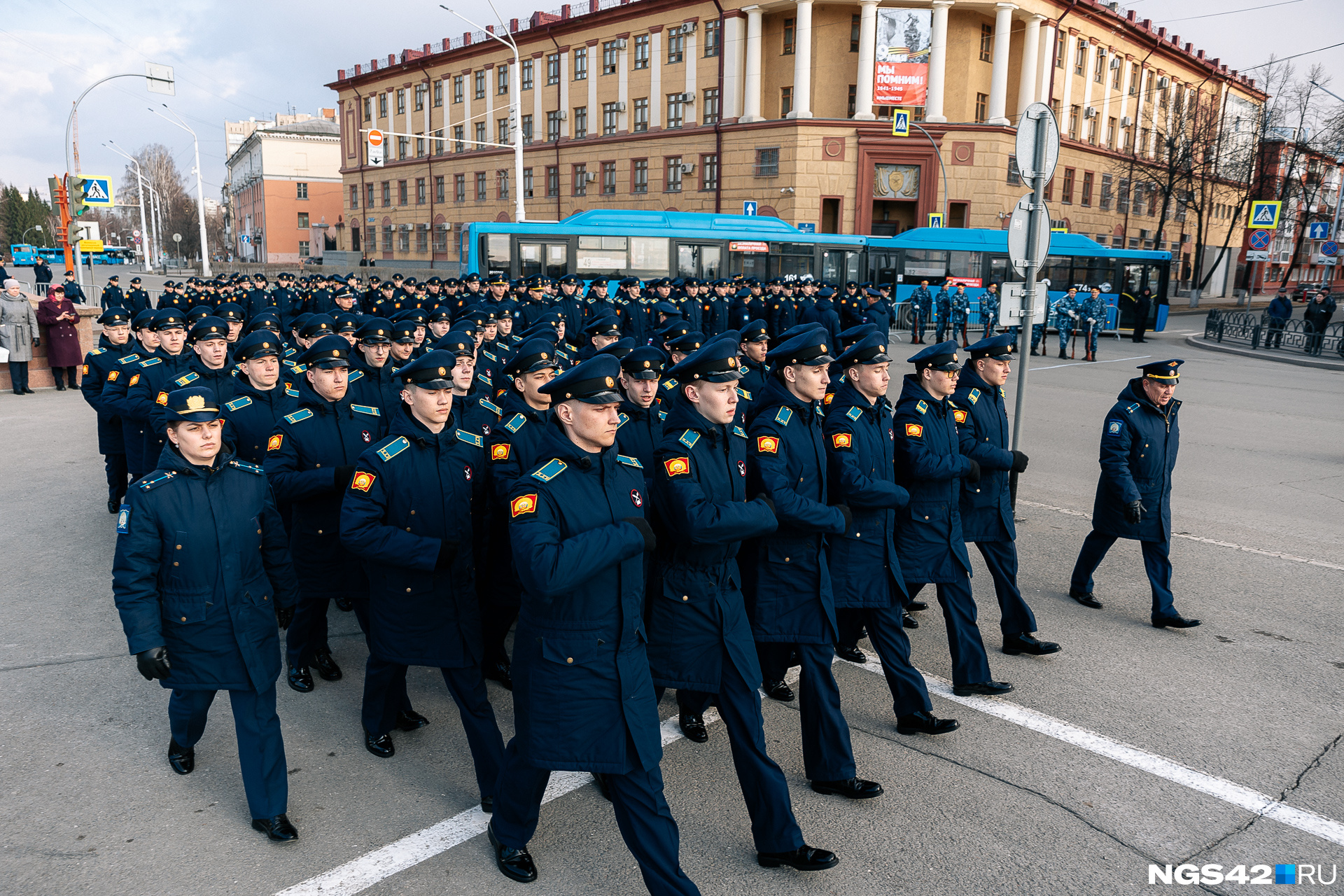 Кемерово парад 9 мая 2024 трансляция. Репетиция парада Кемерово. Репетиция парада Победы Кемерово. Репетиция парада 9 мая 2023. Парад 9 мая Кемерово.