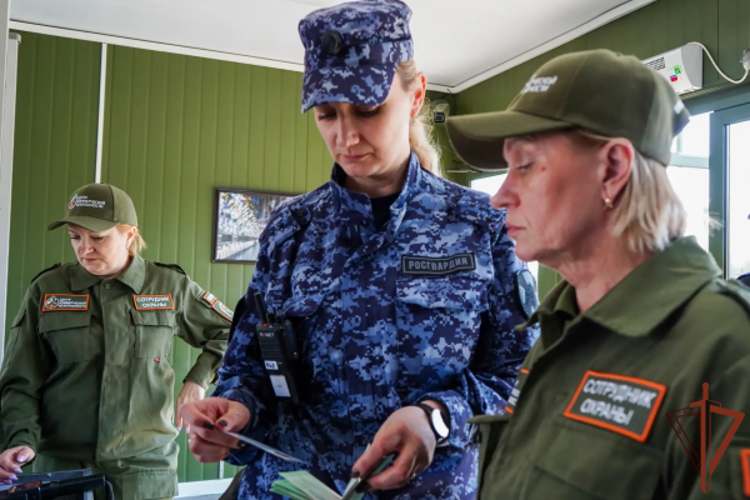 Росгвардейцы обеспечили правопорядок при проведении религиозных мероприятий в Главном храме Вооруженных Сил Российской Федерации (видео)