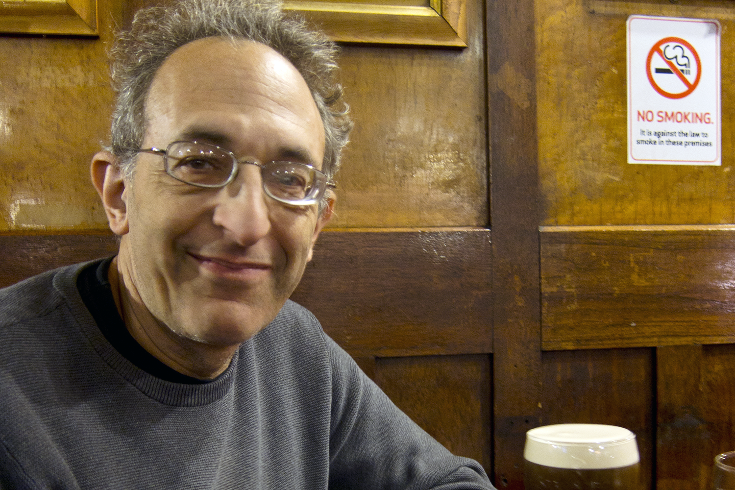 Профессор айзинберг. Susan murphy. Фрэнк венде профессор. Фэбиен фрэнкель. He is a university professor.