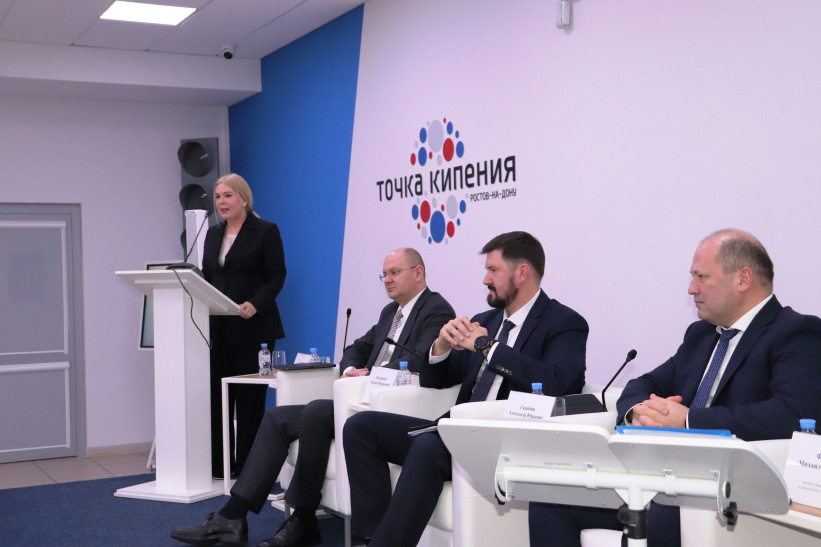 ранхигс молодежная инициатива. заседание. учителя калуги. инициатива ростов. калуга преподаватель гоча чания баумский.