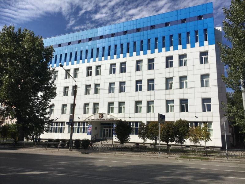 В Ростове из-за угрозы минирования эвакуировали колледж искусств