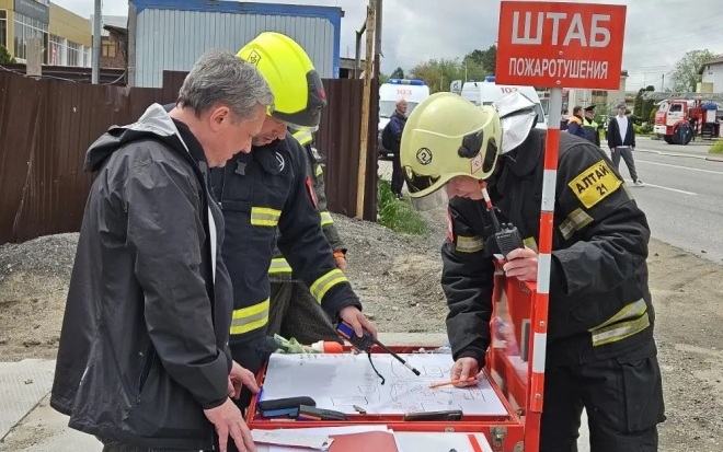 Площадь пожара на месте взрыва газовоза в Пятигорске составила 1 000 