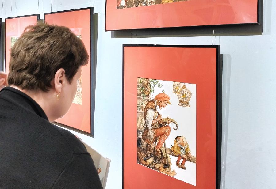В Петербурге открылась выставка Антона Ломаева «Карлик Нос» и другие сказки Вильгельма Гауфа» | ФОТО АВТОРА