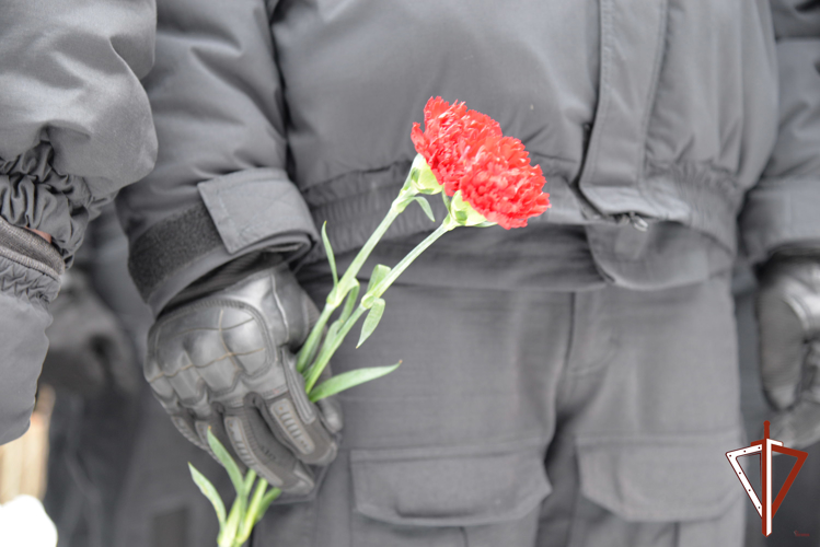 На Среднем Урале росгвардейцы почтили память своих боевых товарищей — Героев Отечества